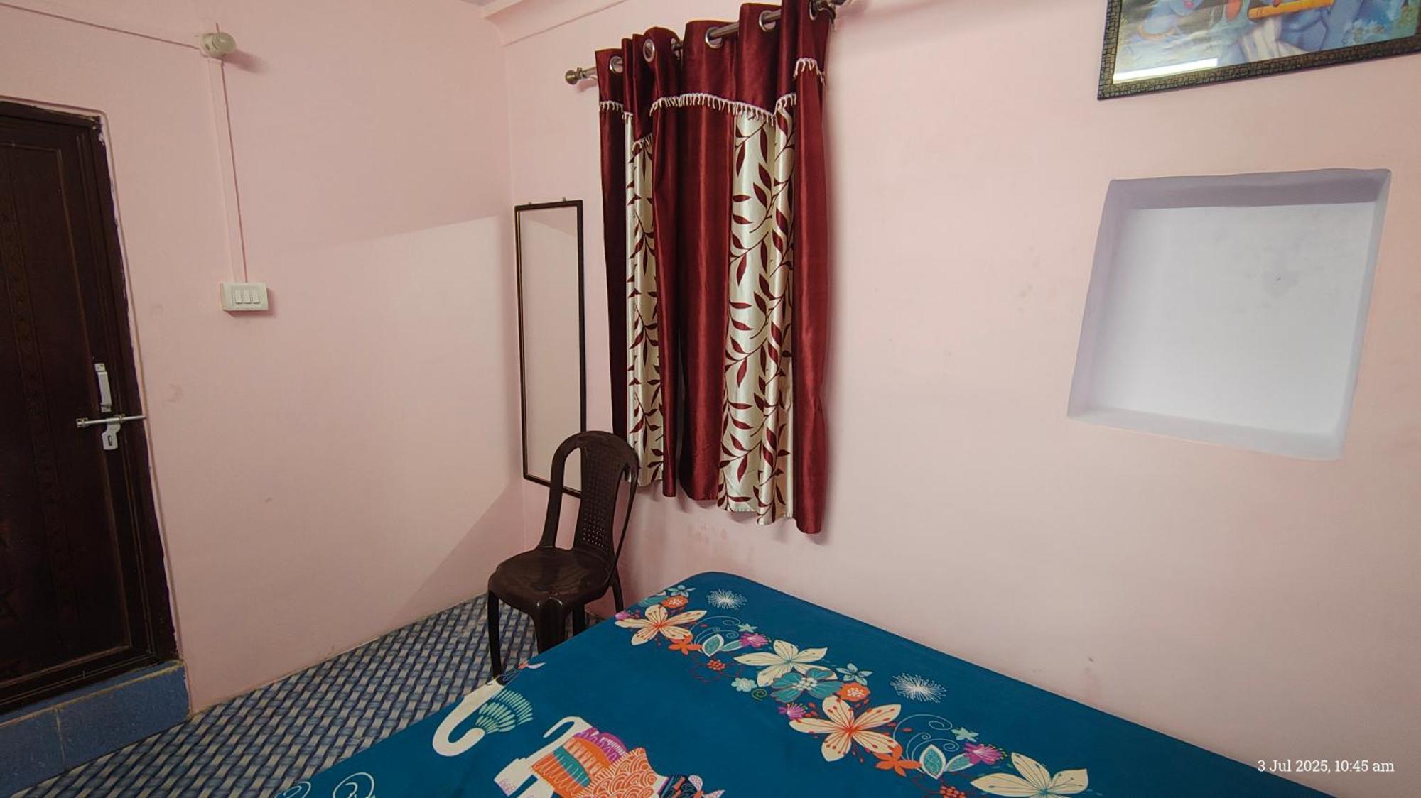 Radha Krishna Homestay Varanasi
